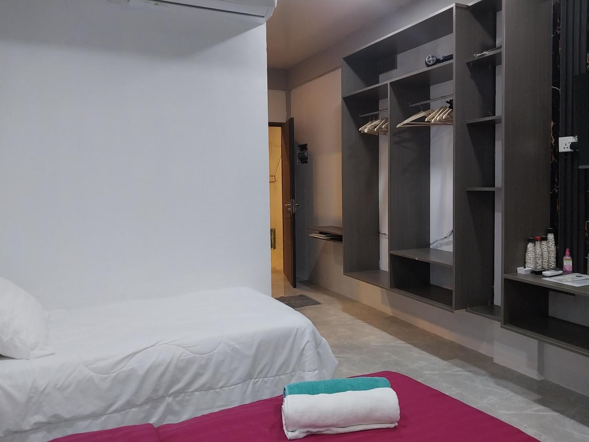 Palm Garden Hotel Тодо Екстериор снимка